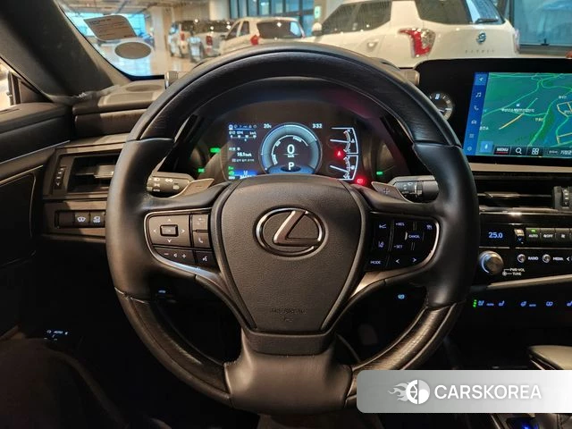 Lexus ES300h 7th generation id 4528259 из Кореи 17