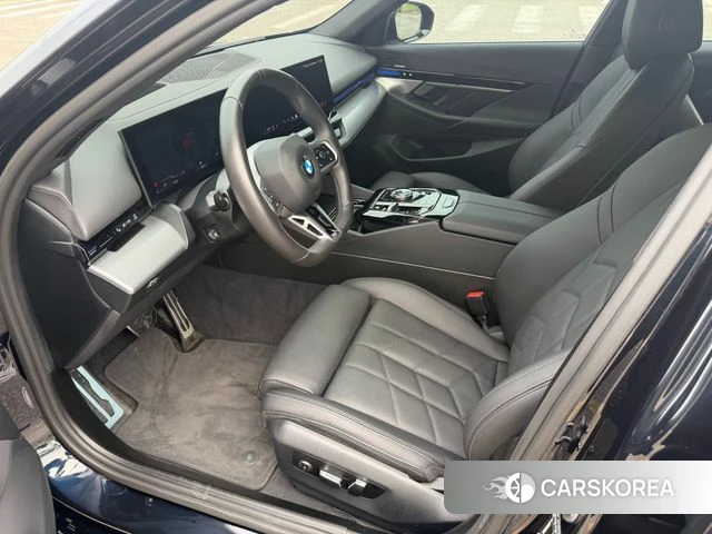 BMW 5 Series (G60) id 4630296 из Кореи 20