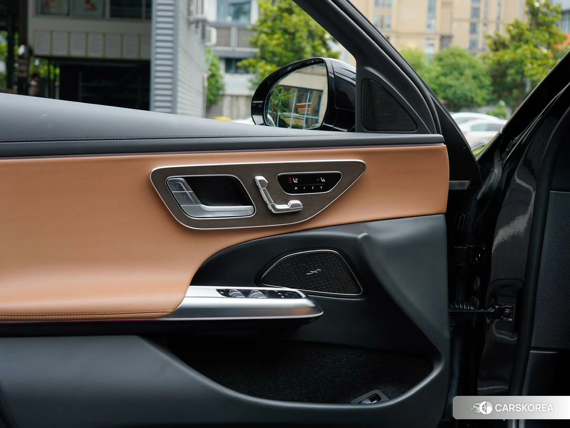 Mercedes-Benz E-class PHEV id 4467774 из Китая 19