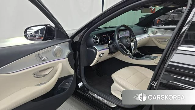 Mercedes-Benz E-Class W213 id 4683229 из Кореи 35