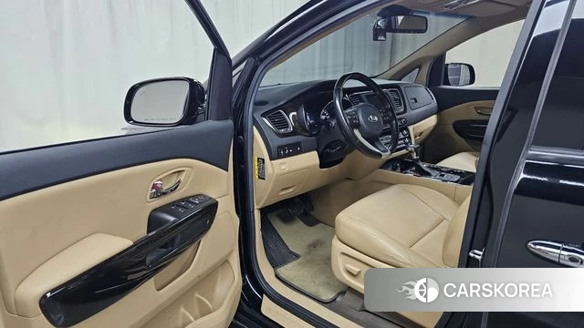 Kia The New Carnival id 4294925 из Кореи 33