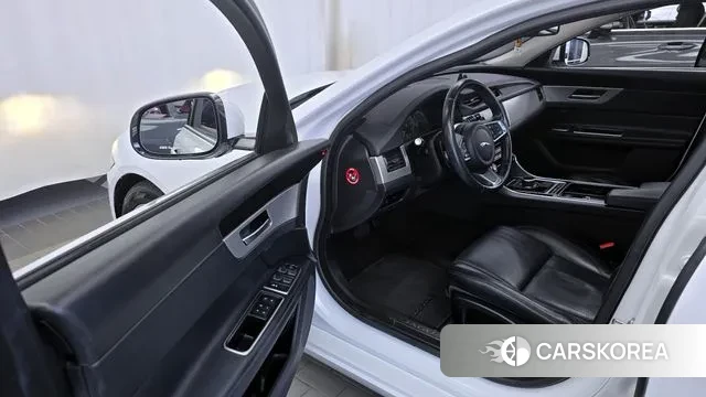 Jaguar XF (X260) id 3303030 из Кореи 20