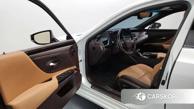 Lexus ES300h 7th generation id 3312831 из Кореи 20