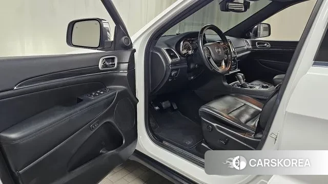 Jeep Grand Cherokee id 2956224 из Кореи 20