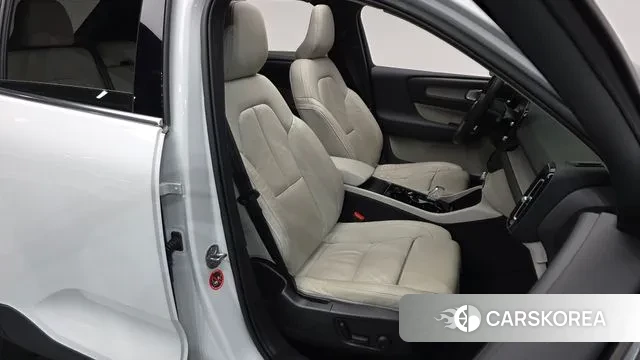 Volvo XC40 id 3545012 из Кореи 20