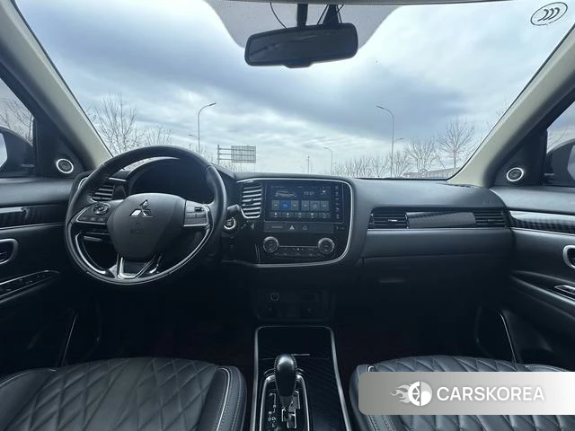 Mitsubishi  Outlander id 3944948 из Китая 19