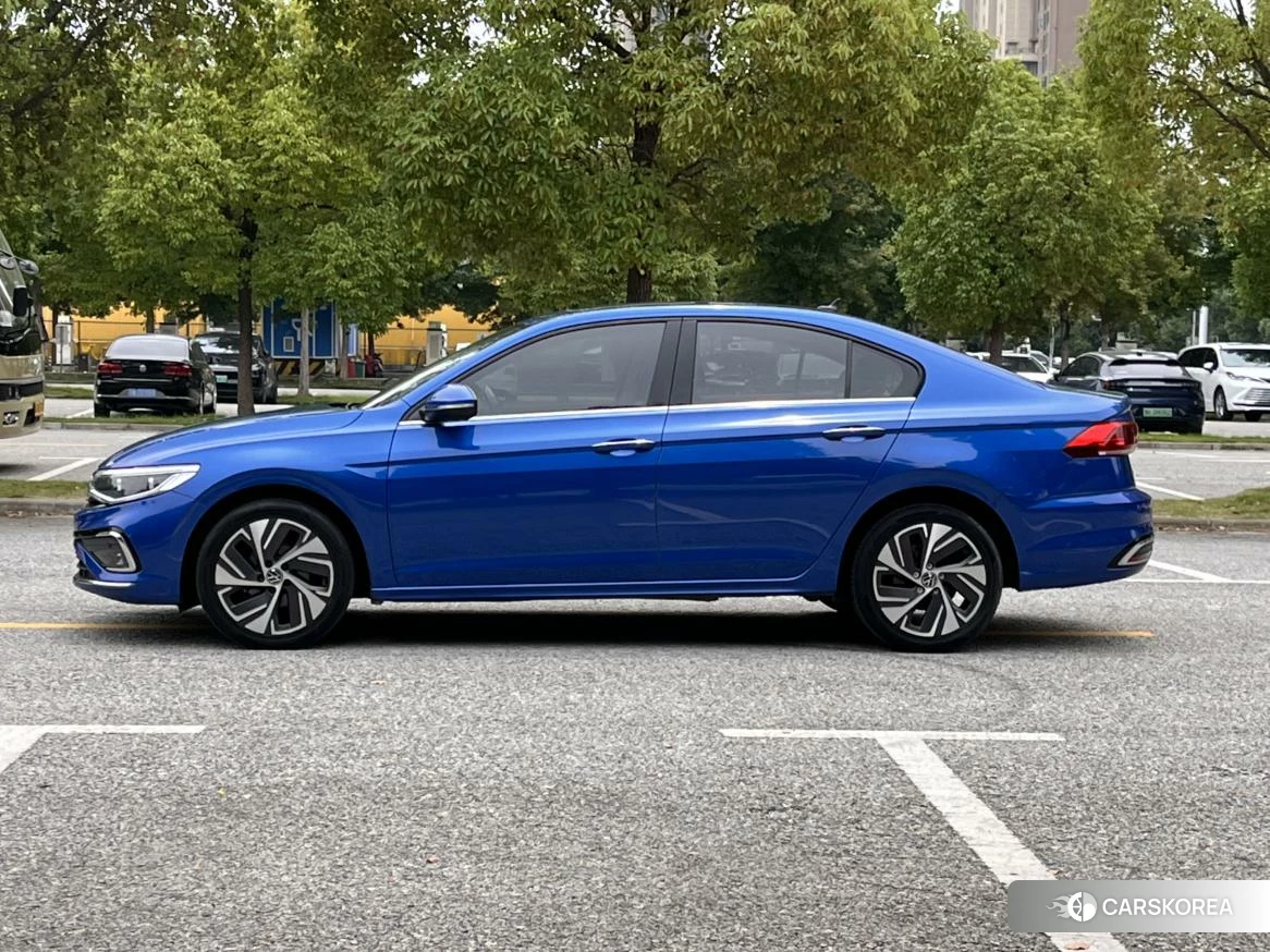 Volkswagen Bora id 4440563 из Китая 14