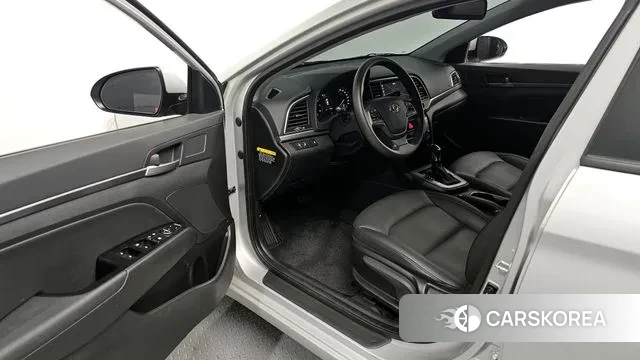 Hyundai Avante AD id 3593549 из Кореи 20