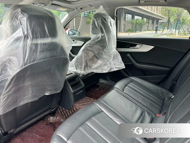 Audi A4L id 4263779 из Китая 15