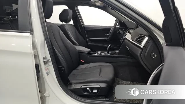 BMW 3 Series (F30) id 3773292 из Кореи 20