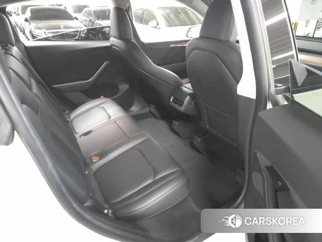 Tesla Model Y id 3909781 из Кореи 20