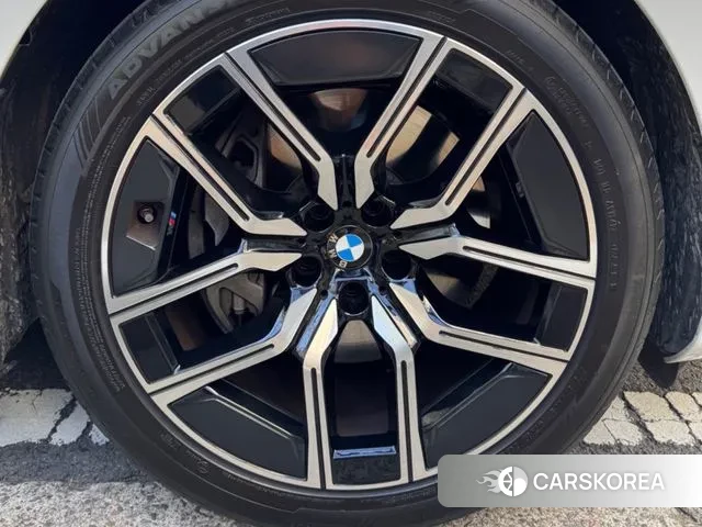 BMW 7 Series (G70) id 3502415 из Кореи 20