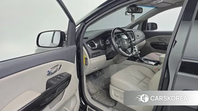 Kia The New Carnival id 3692667 из Кореи 20