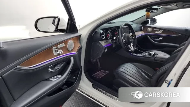 Mercedes-Benz E-Class W213 id 3692372 из Кореи 20