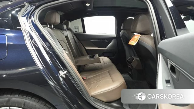 BMW 5 Series (G60) id 3909760 из Кореи 20