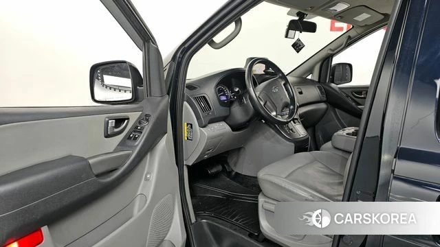 Hyundai The New Grand Starex id 3885477 из Кореи 20