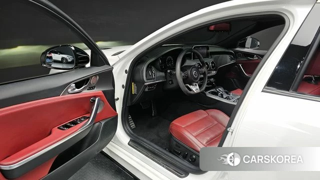 Kia Stinger id 3937139 из Кореи 20