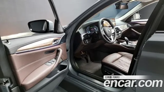 BMW 5 Series (G30) id 2954292 из Кореи 20