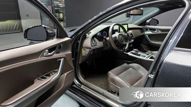 Kia Stinger id 4378092 из Кореи 34