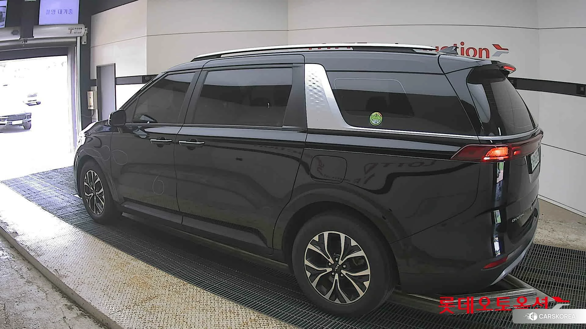 Kia Carnival id 4347393 из Кореи 37