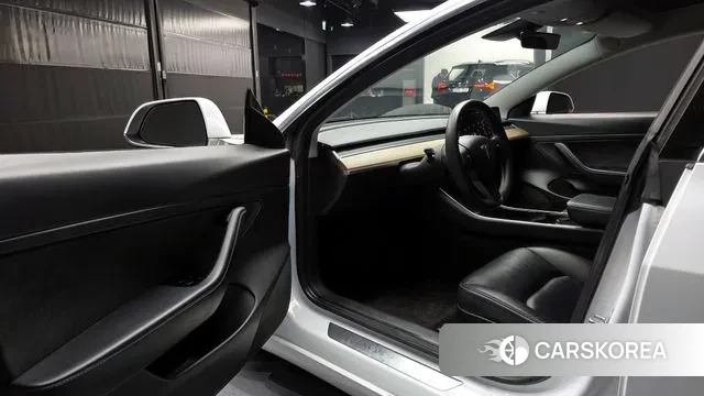 Tesla Model 3 id 3691759 из Кореи 20