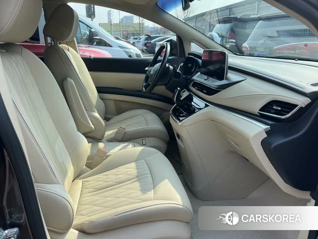 Buick GL8 id 3858055 из Китая 12