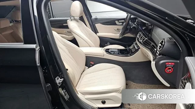 Mercedes-Benz E-Class W213 id 3452404 из Кореи 20