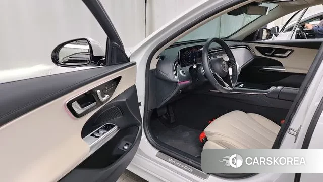 Mercedes-Benz E-Class W214 id 3720742 из Кореи 20