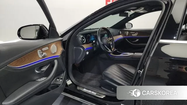 Mercedes-Benz E-Class W213 id 3503552 из Кореи 20