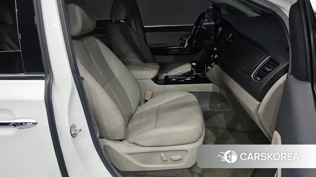 Kia The New Carnival id 3761253 из Кореи 20