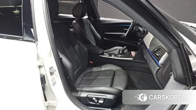 BMW 3 Series (F30) id 3345413 из Кореи 20