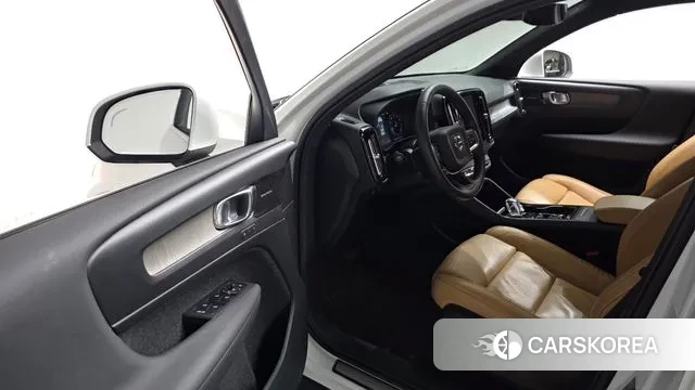 Volvo XC40 id 3736919 из Кореи 20