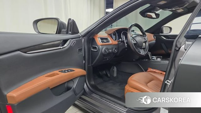 Maserati Ghibli id 4377535 из Кореи 32