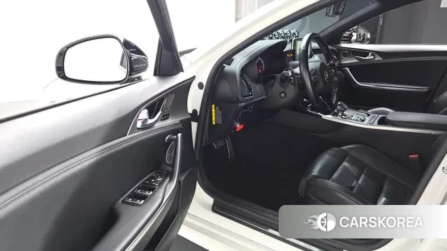 Kia Stinger id 3336367 из Кореи 20