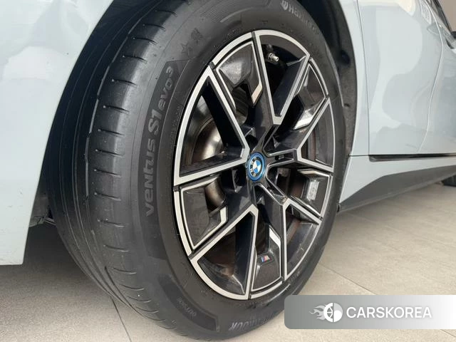 BMW i4 id 4238411 из Китая 15