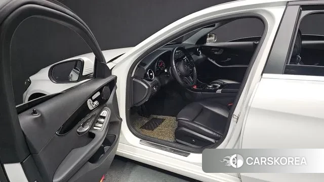 Mercedes-Benz C-Class W205 id 3641308 из Кореи 20