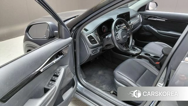 Kia Seltos id 4696962 из Кореи 34