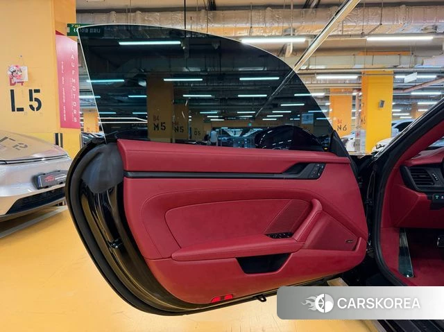 Porsche 911(992) id 4634872 из Кореи 20