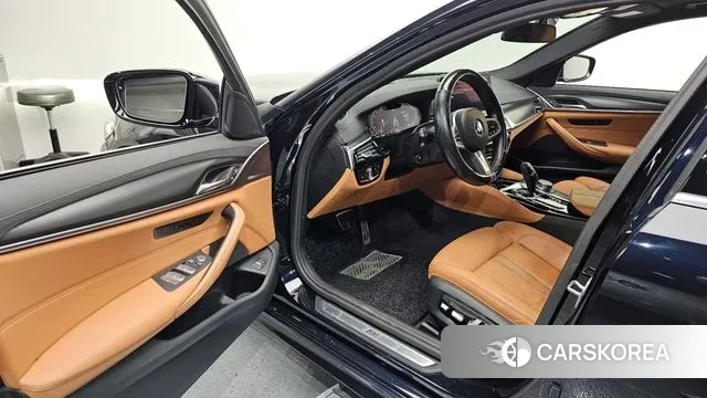 BMW 5 Series (G30) id 3273177 из Кореи 20