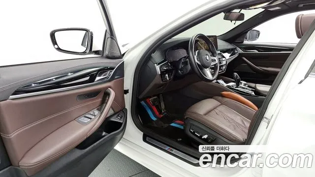 BMW 5 Series (G30) id 2694878 из Кореи 20