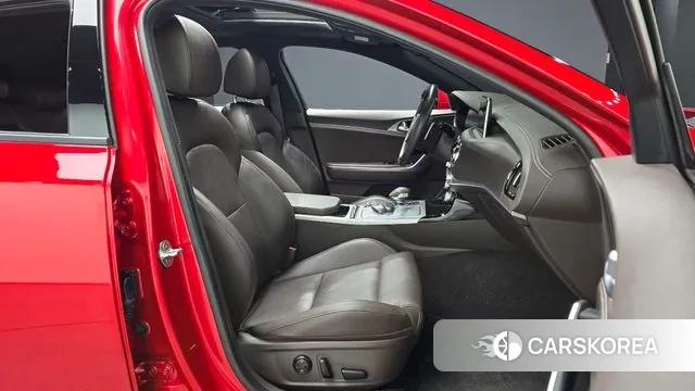 Kia Stinger id 3646872 из Кореи 20