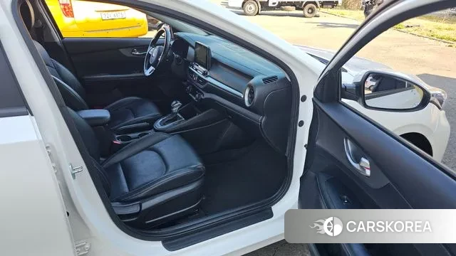 Kia Come New K3 id 3390779 из Кореи 20