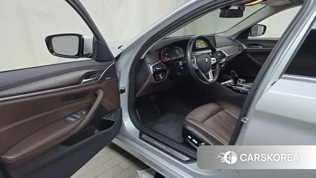 BMW 5 Series (G30) id 3598513 из Кореи 20