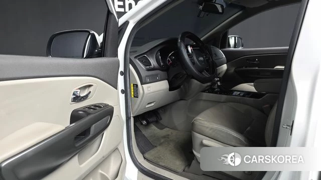 Kia All New Carnival id 3912038 из Кореи 20