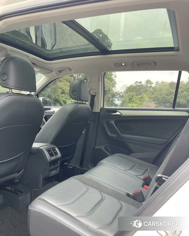 Volkswagen Tiguan L PHEV id 4228544 из Китая 30