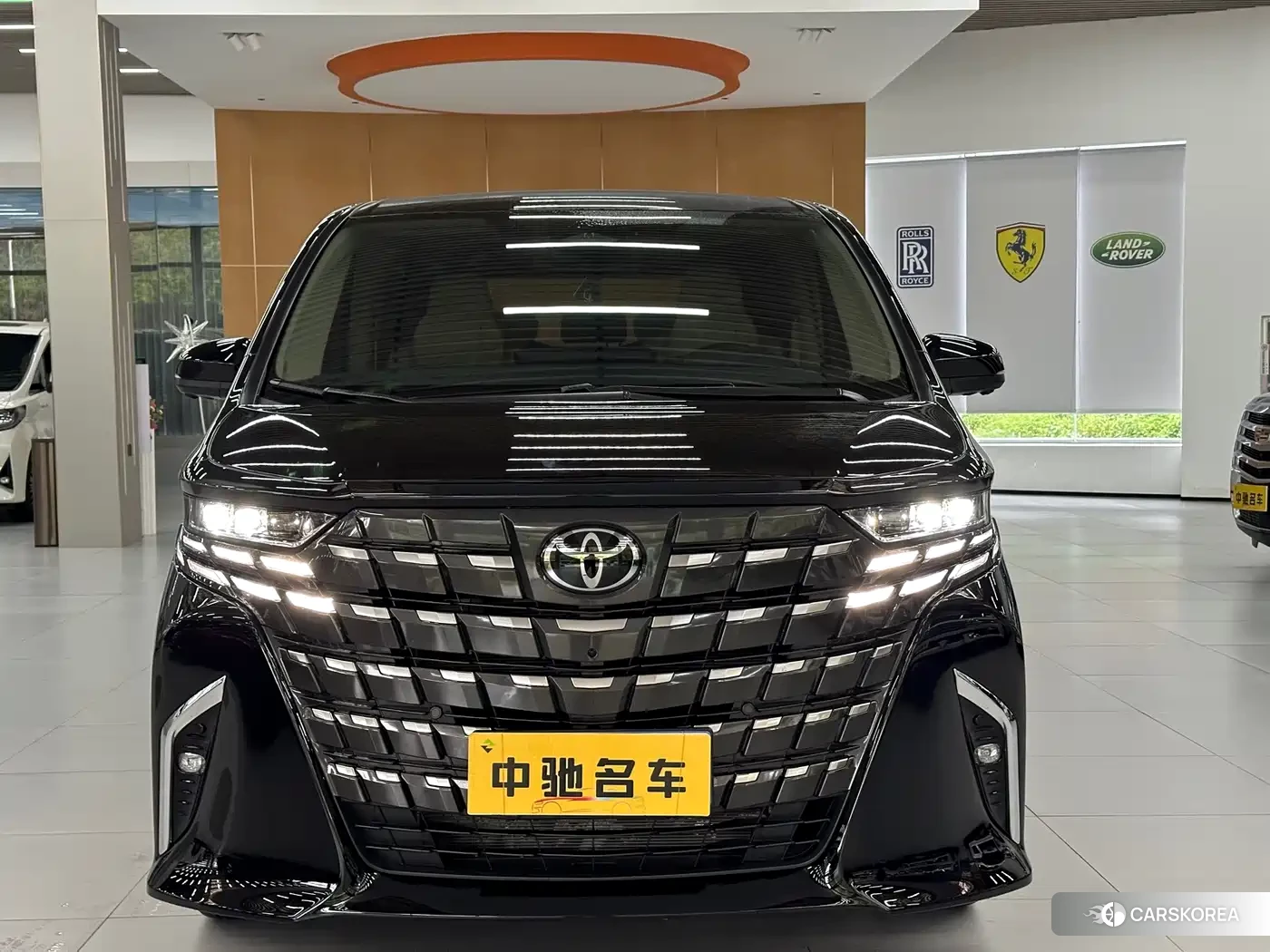 Toyota Elfa id 4679764 из Китая 17