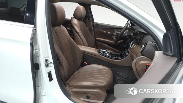 Mercedes-Benz E-Class W213 id 3778836 из Кореи 20