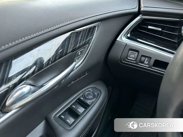 Cadillac XT6 id 3957608 из Китая 29