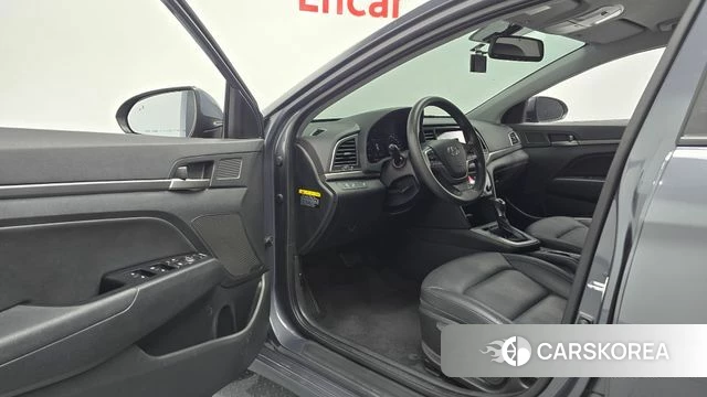 Hyundai Avante AD id 4447978 из Кореи 20