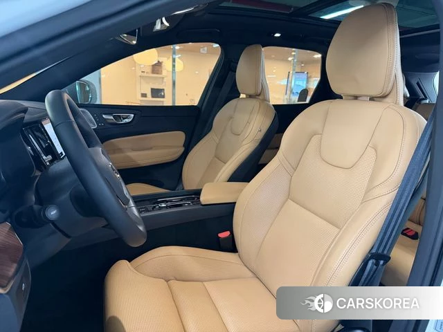 Volvo XC60 second Generation id 3939999 из Кореи 19